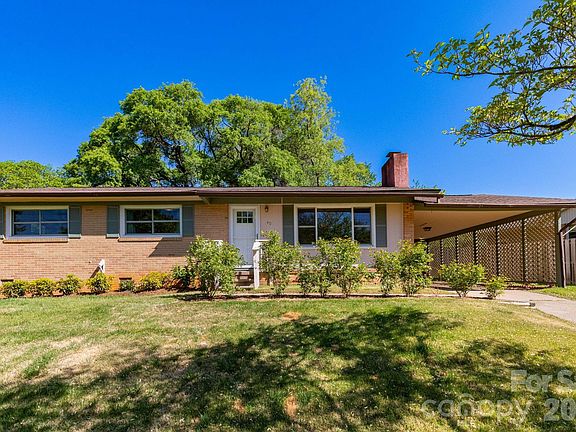 3rd image of 40 Wagon Rd