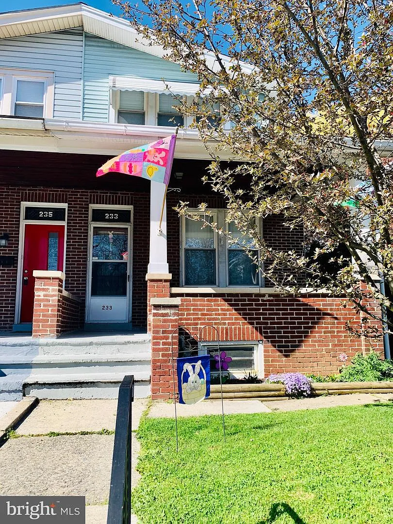 233 Madison Ave photo 1