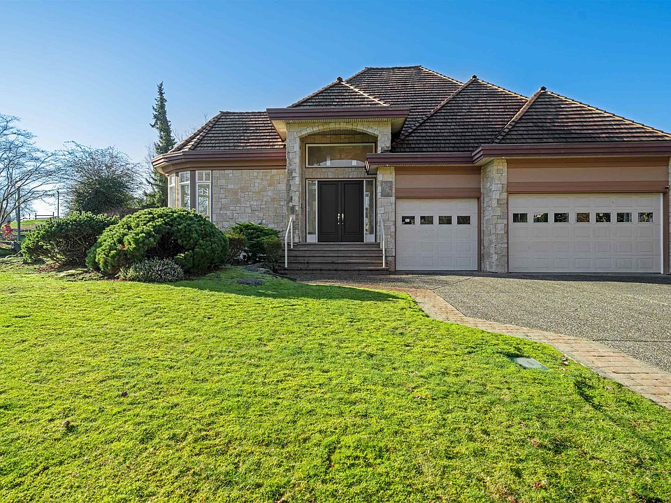 1st image of 15783 Collingwood Cres