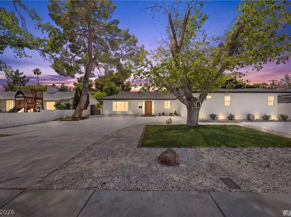 1242 Campbell Dr, Las Vegas, NV 89102