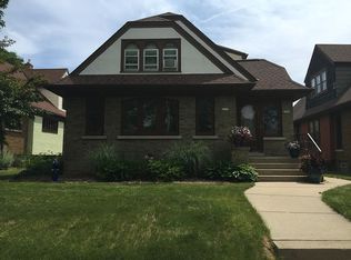 2438 N 64th St, Wauwatosa, WI 53213
