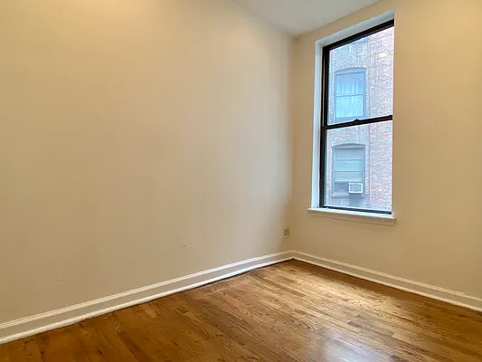 Rented by Corcoran | media 14