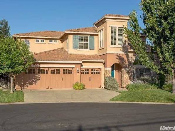 937 Sierra Park Ln, Sacramento, CA 95864