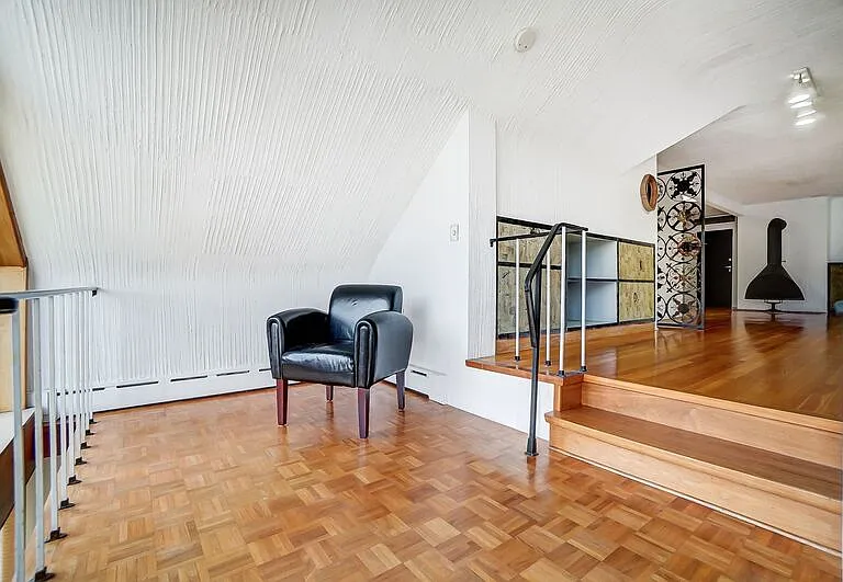 2881 Observatory Ave #2 — Photo 45