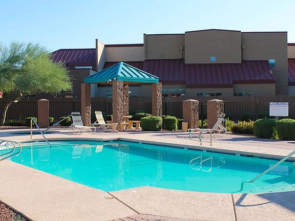 5th image of 1015 S Val Vista Dr Unit 29