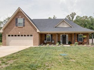 1497 Round Rock Dr, Murfreesboro, TN 37128