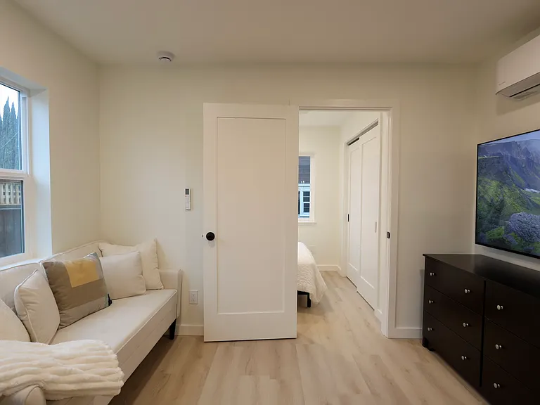 4314 Satinwood Dr — Photo 9
