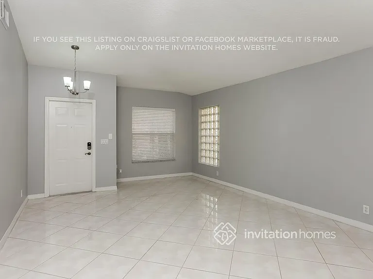 12162 NW 51st Ct — Photo 4
