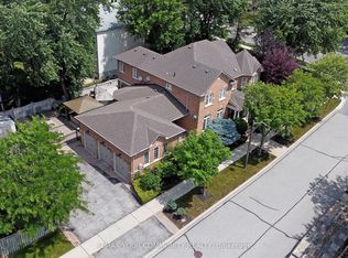 2 Winterberry Dr, Markham, ON L3S4G3
