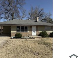10104 Ventura Dr, Saint Louis, MO 63136