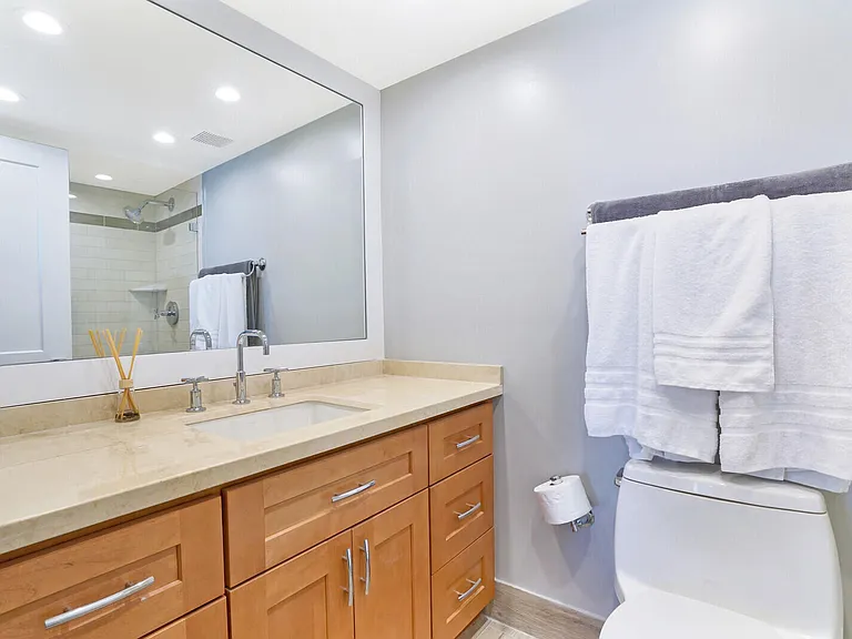 77 S Birch Rd #5A — Photo 30