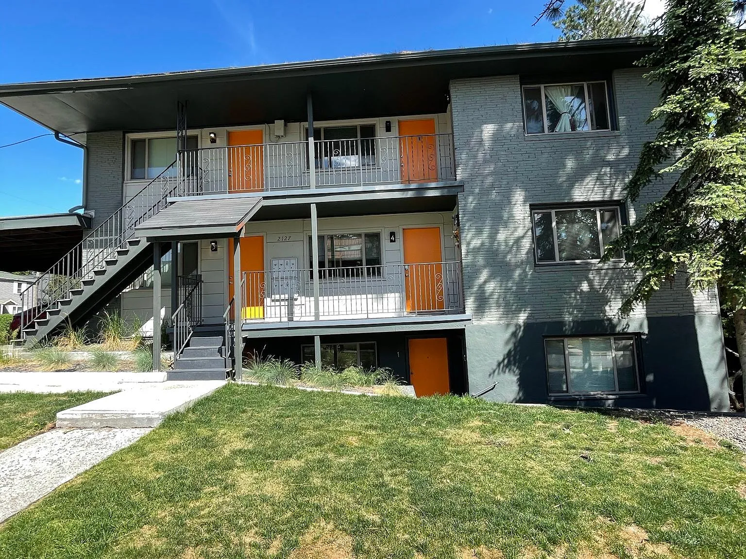 1 bed, 600 sqft, $1,100 — Photo 1