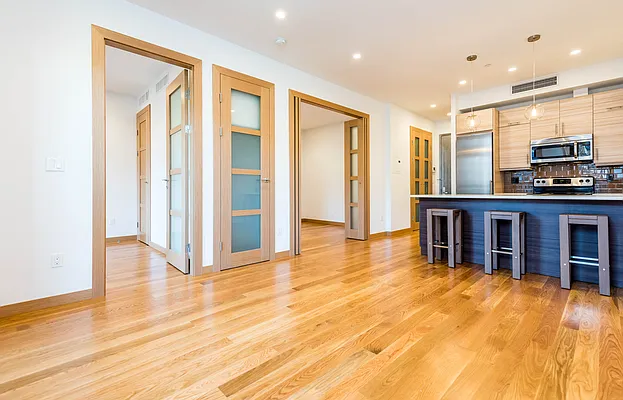 Rented by Nooklyn NYC LLC | media 72