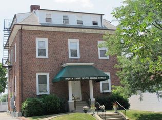 19 S Angell St #1, Providence, RI 02906