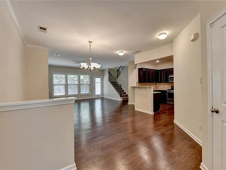 2152 Greencrest Cir — Photo 8