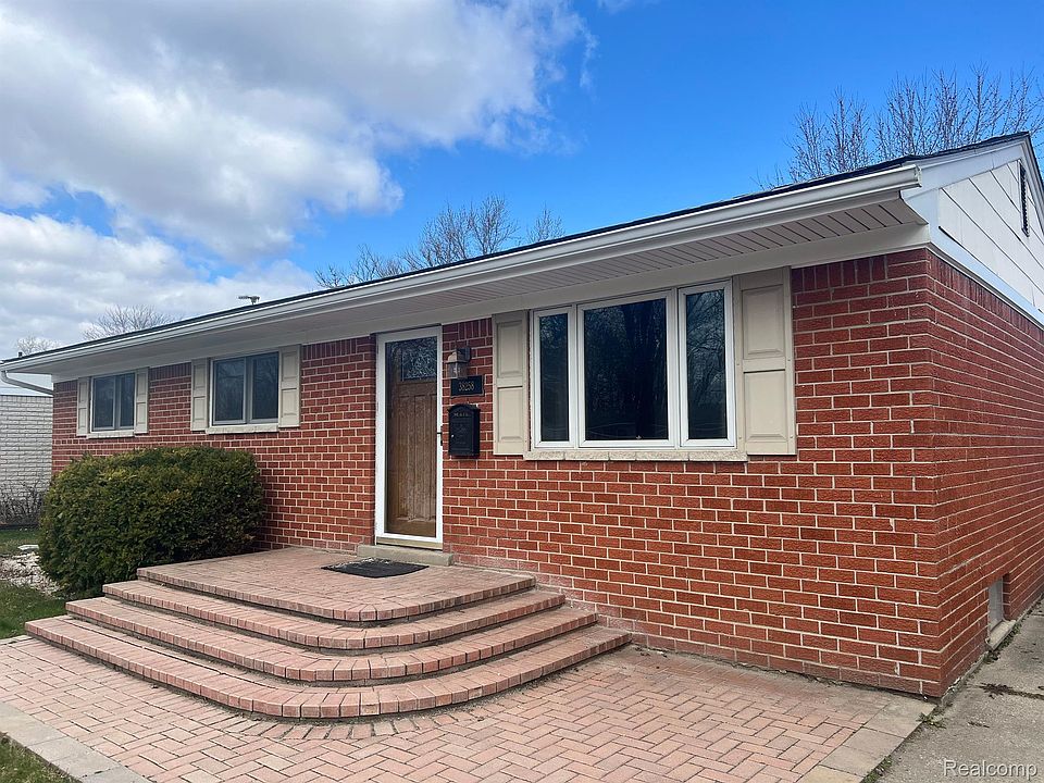 1st image of 38258 S Rickham Ct