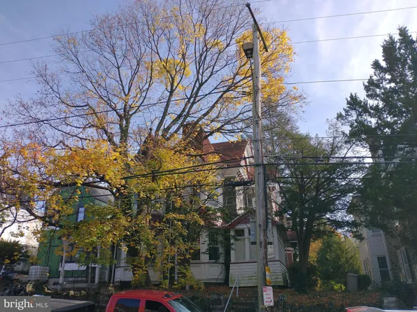 122 W Mount Pleasant Ave, Philadelphia, PA 19119