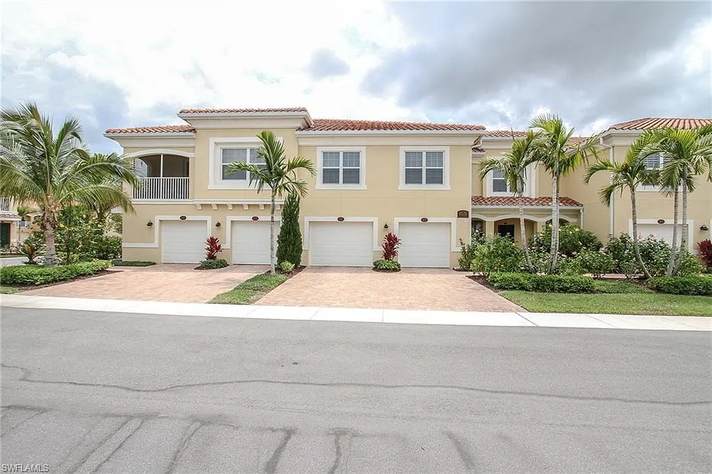 2 bed, 2.0 bath, 1468 sqft, $5,500 — Photo 1