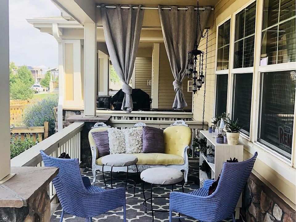 Patio overlooking park!