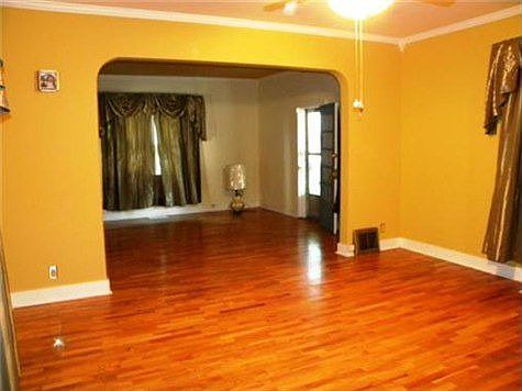 4th image of 1013 Olive St