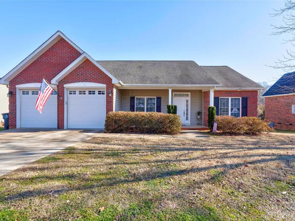 120 Brookview Dr, Shelby, NC 28152