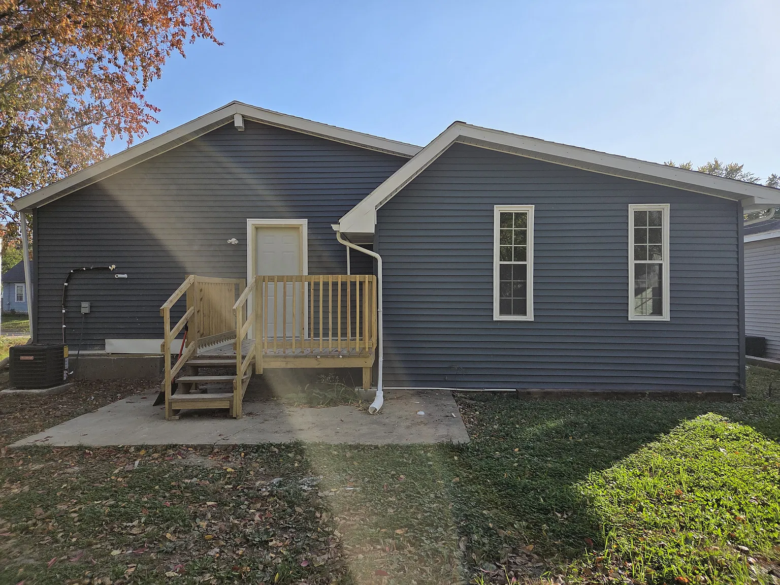 3 bed, 1126 sqft, $1,600 — Photo 2