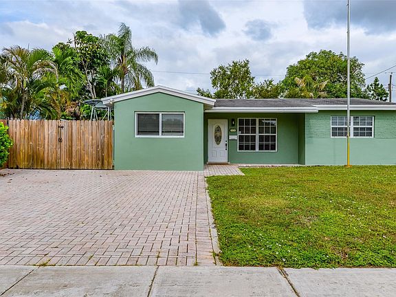 2nd image of 3525 SW 15th Street