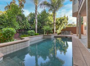 1626 Arden Bluffs Ln, Carmichael, CA 95608