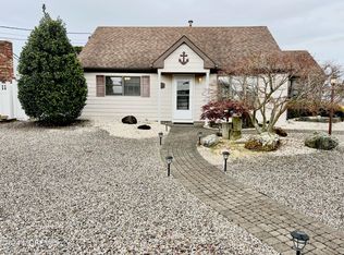 1815 Monitor Dr, Toms River, NJ