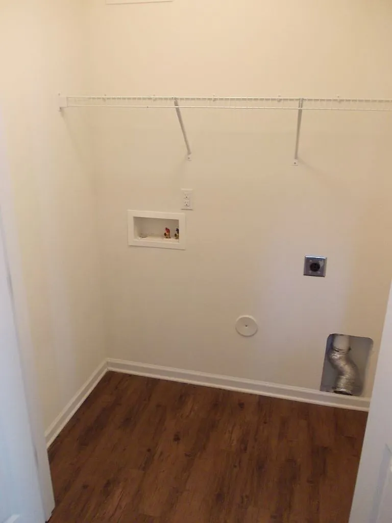 Coming Soon Larger 2 Story, 4 Bedroom + Loft Home In Nw Charlotte — Photo 4