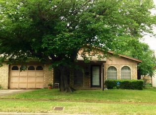 3908 Townsend Dr, Fort Worth, TX 76110