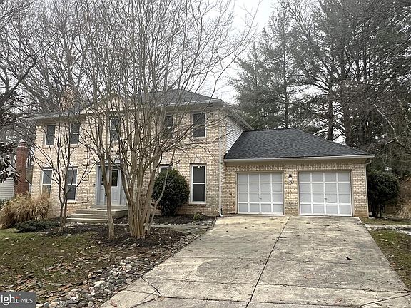 3rd image of 11325 Bedfordshire Ave