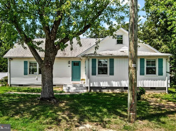 505 Monroe Bay Ave, Colonial Beach, VA 22443