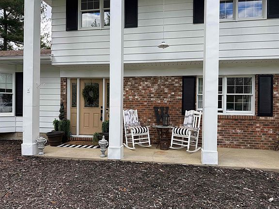 2nd image of 4074 Libbie Dr