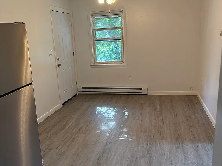 427 High St #4 — Photo 6
