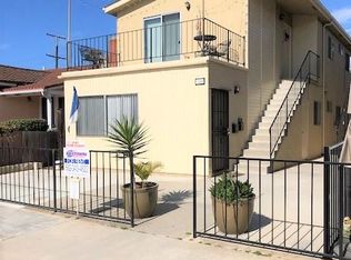 243 17th St APT A, Seal Beach, CA 90740