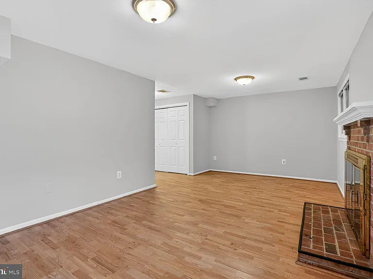 8408 Millwood Dr — Photo 19