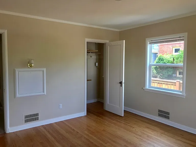 903 NW 80th St — Photo 12