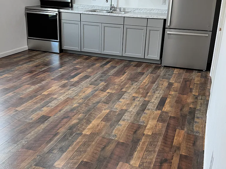 225 N Frisco St — Photo 11