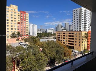 Rioplaza, Miami, FL 33130