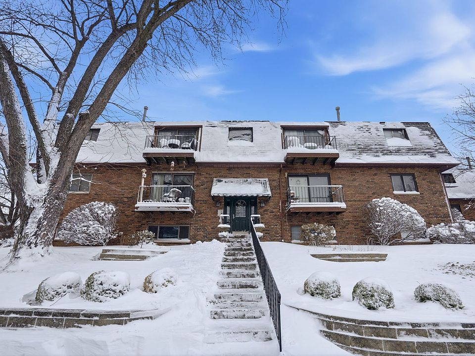 1st image of 2501 26th Avenue Ct #1-C