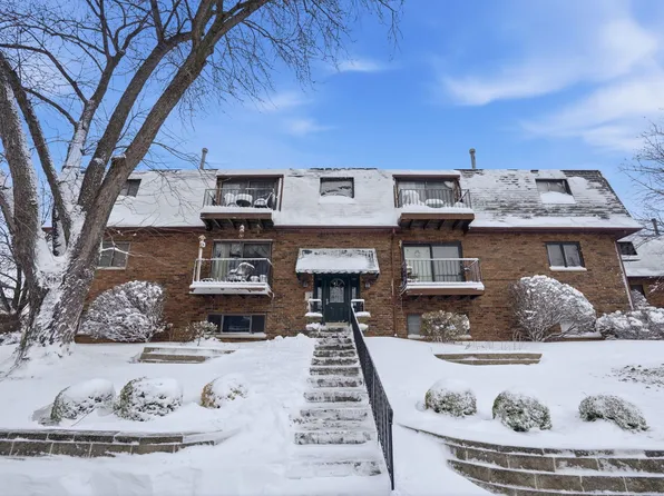 2501 26th Avenue Ct #1-C, Rock Island, IL 61201