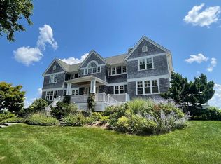 178 Adams Point Rd, Barrington, RI 02806