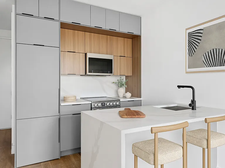140 Moffat St #4B — Photo 4