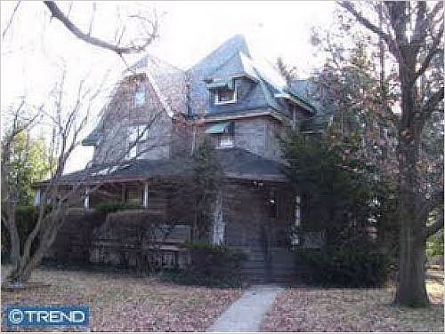 2nd image of 100 Fairview Ave