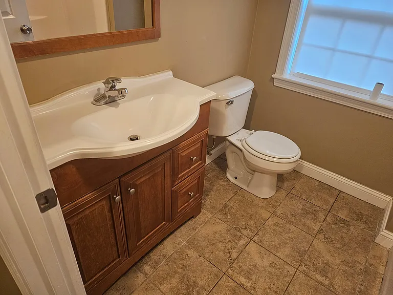 60 Amherst St #60 — Photo 13