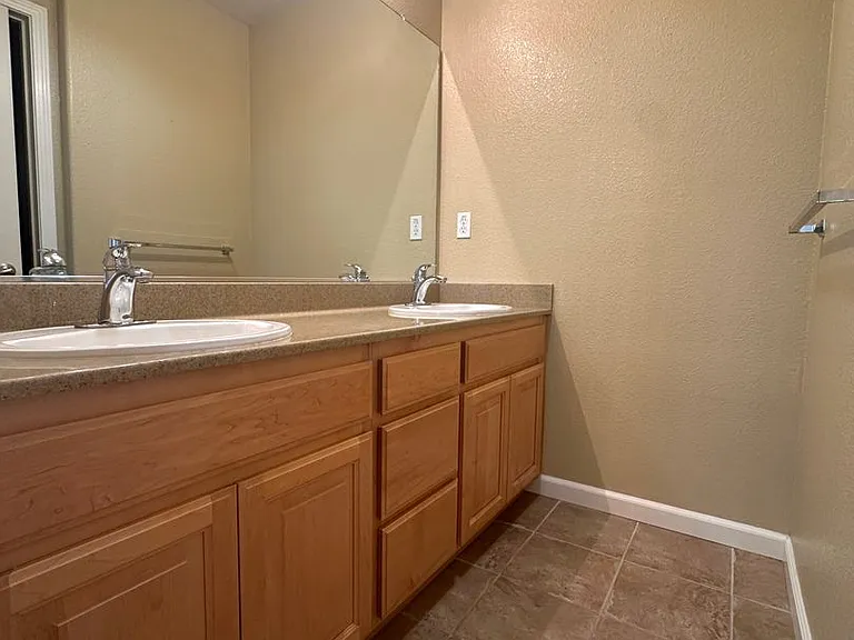 1377 Reagan Way — Photo 14