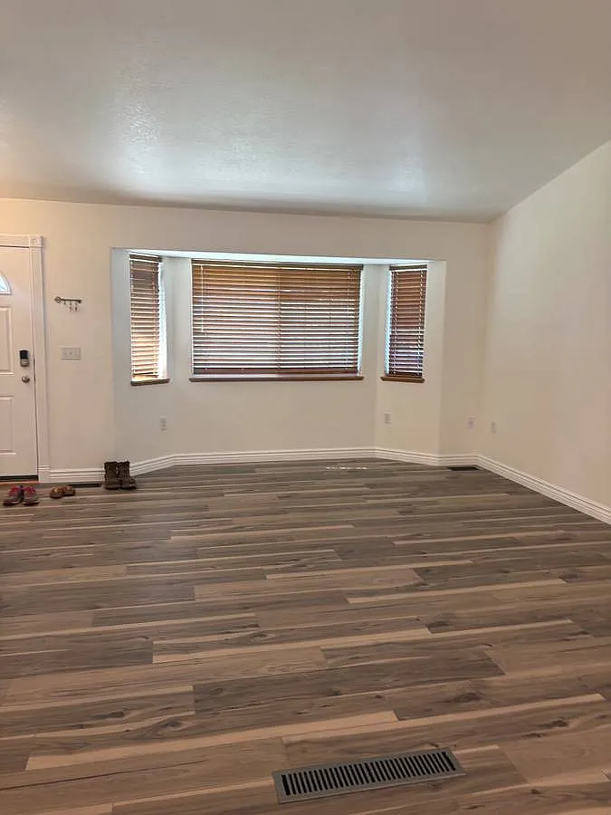 3 bed, 1239 sqft, $2,795 — Photo 3