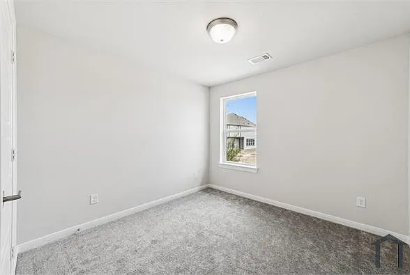 4800 Maxwell Dr — Photo 10
