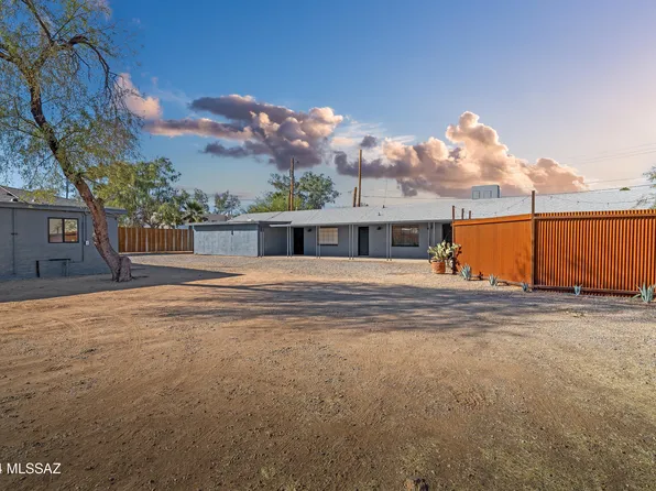 2013 N Swan Rd, Tucson, AZ 85712